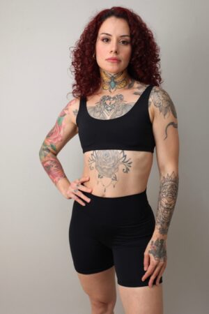 Conjunto Top Hari + Biker short Amor-perfeito