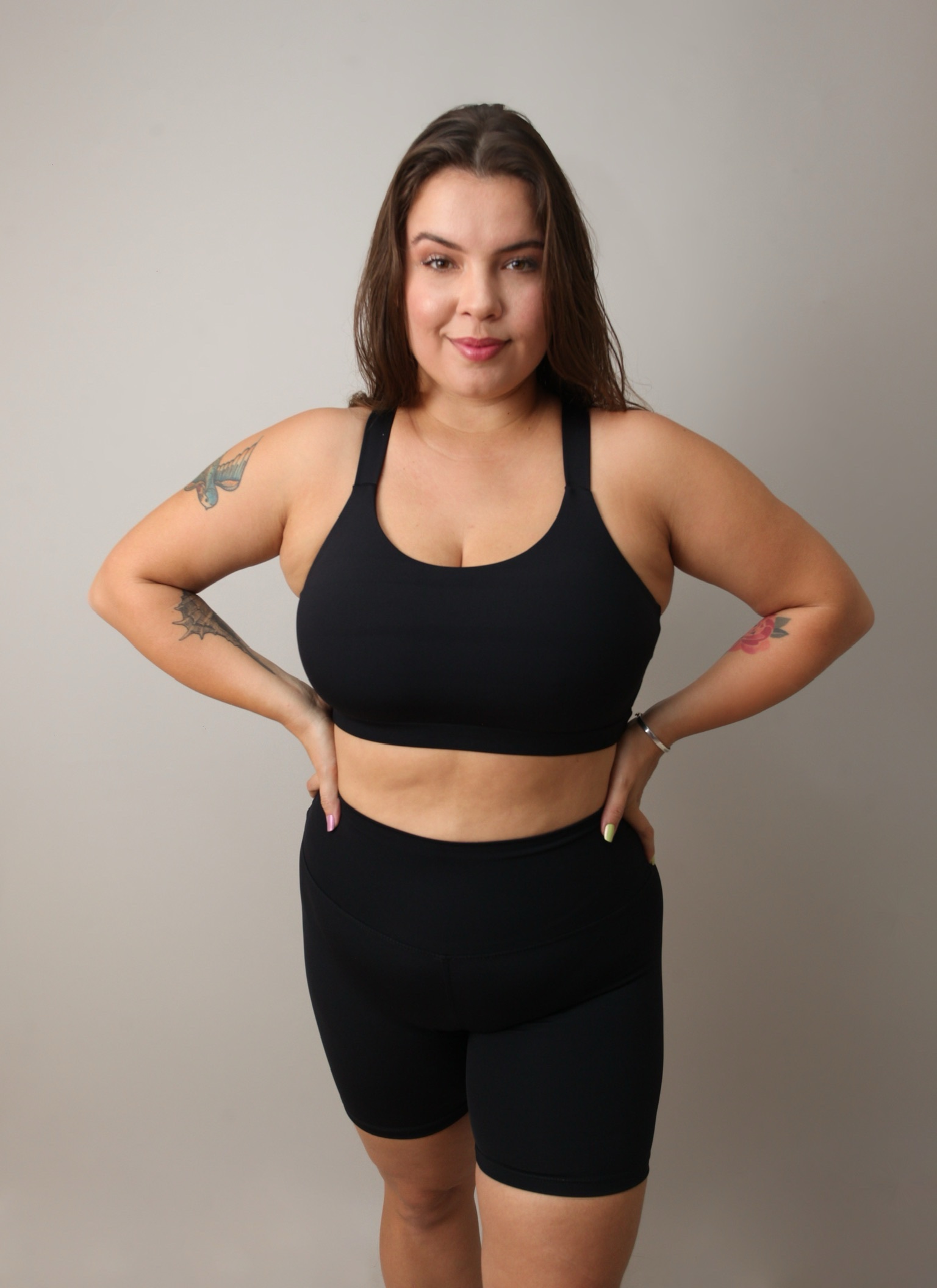 Conjunto Top Kaya + Biker short Amor-perfeito